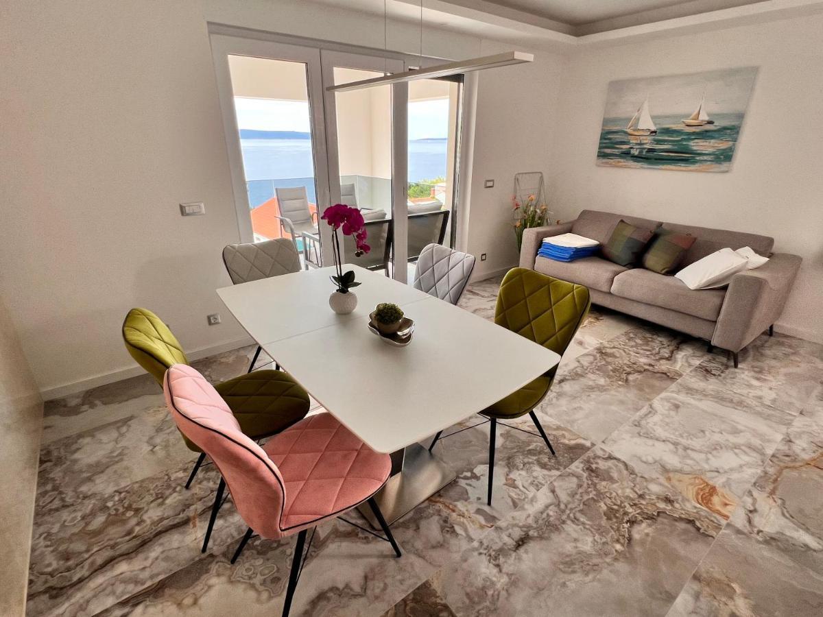 Luxury Beachfront Villa Carlisa Ciovo Bagian luar foto