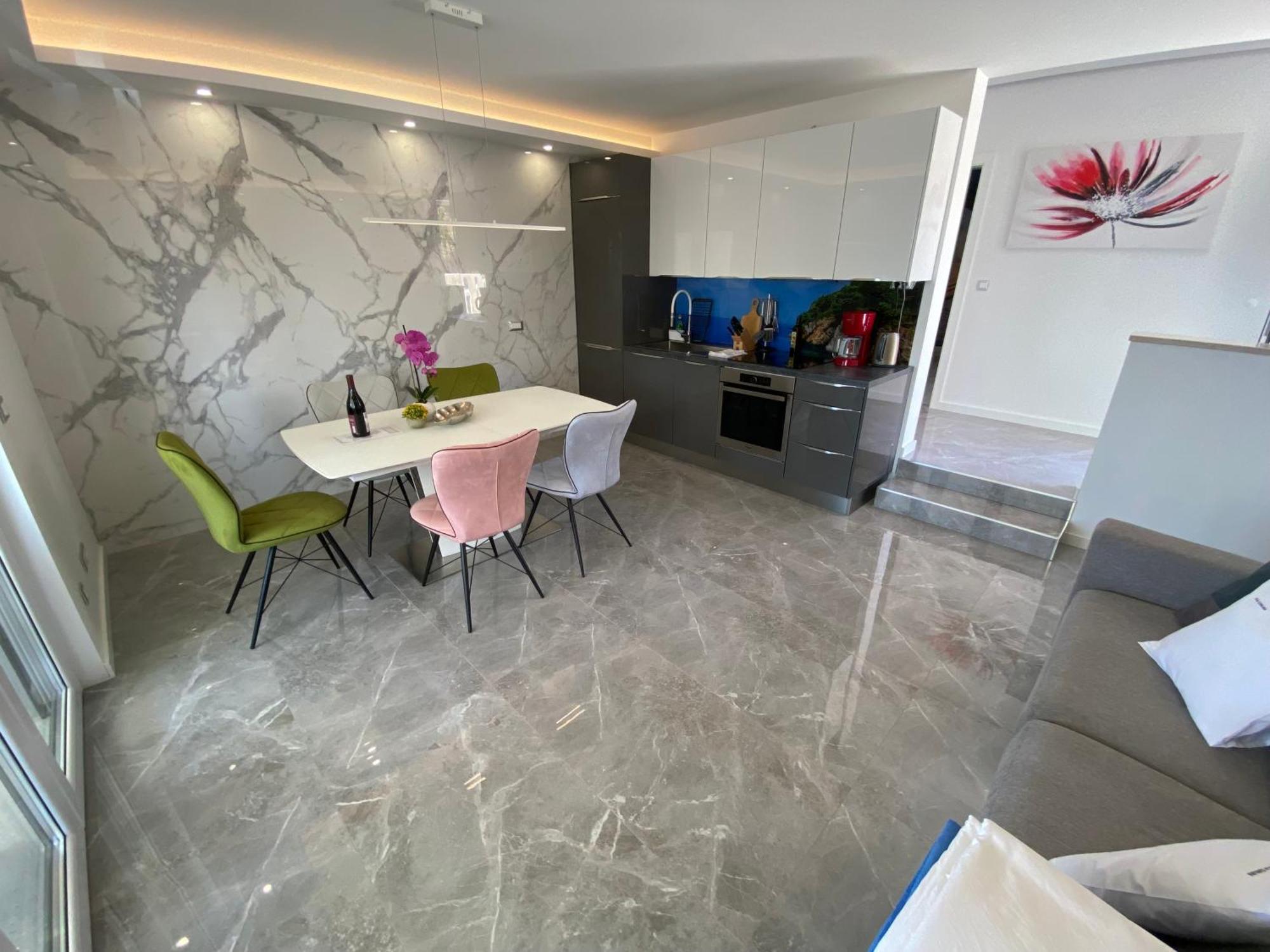 Luxury Beachfront Villa Carlisa Ciovo Bagian luar foto