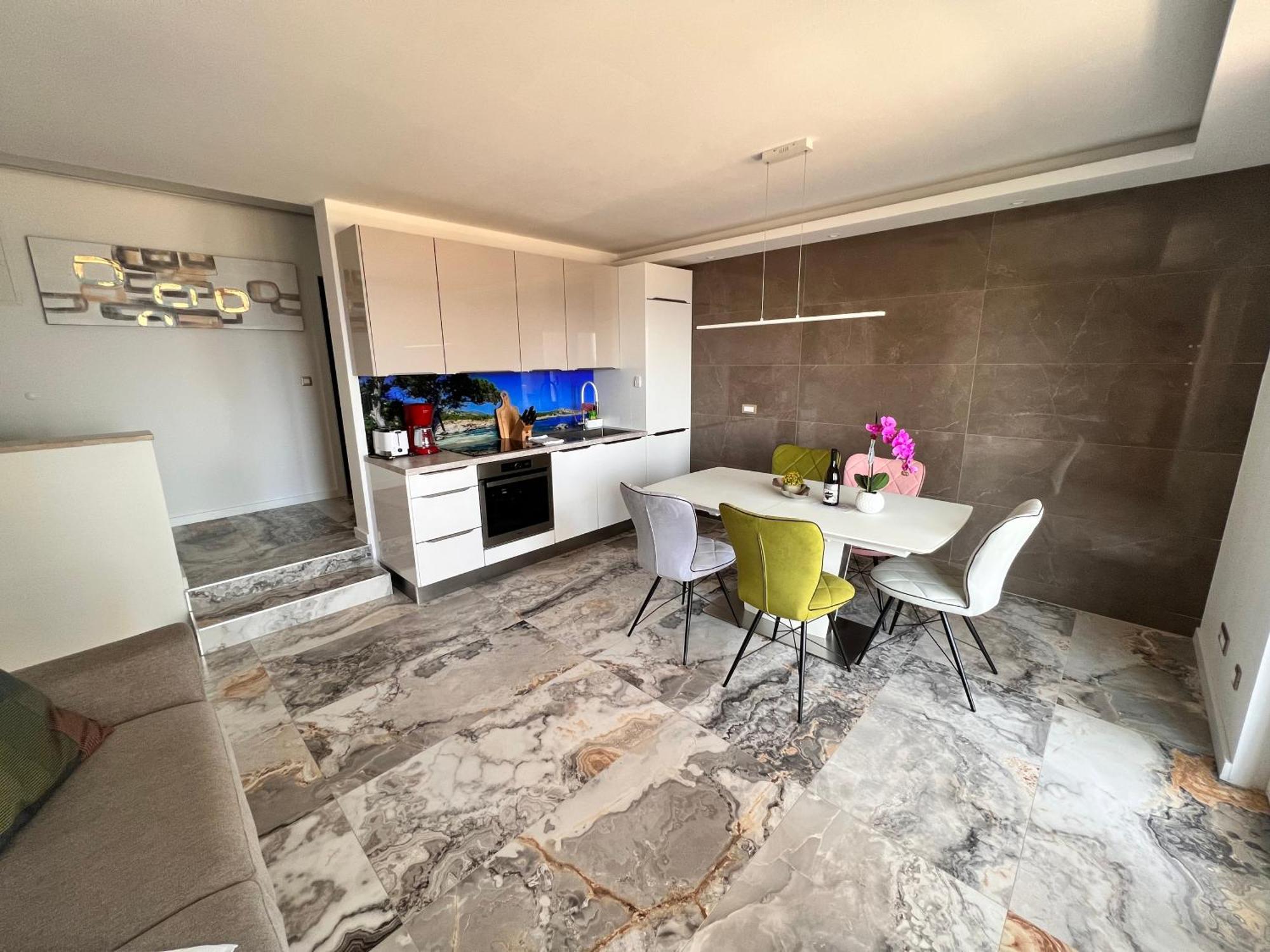 Luxury Beachfront Villa Carlisa Ciovo Bagian luar foto